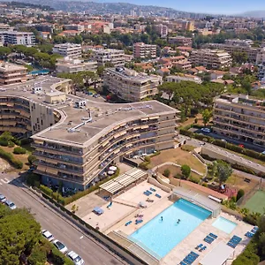 Lägenhetshotell Heliotel Marine, Saint-Laurent-du-Var